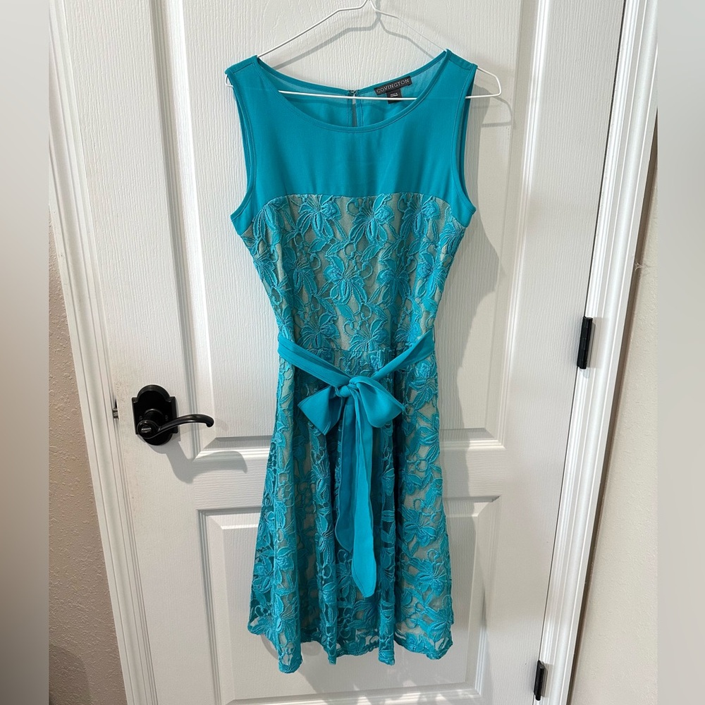 Covington Beige and Green Floral Lace Overlay Sleeveless Dress with Tie